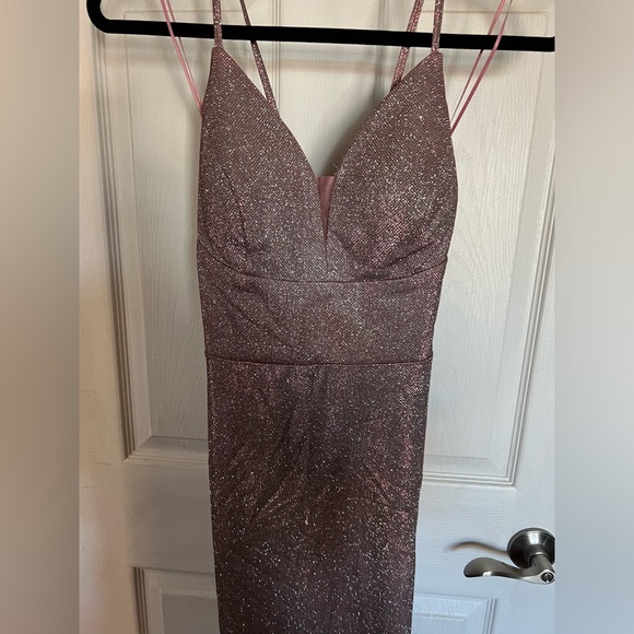 Morgan & Co. Dresses & Skirts - Morgan & Co short dress